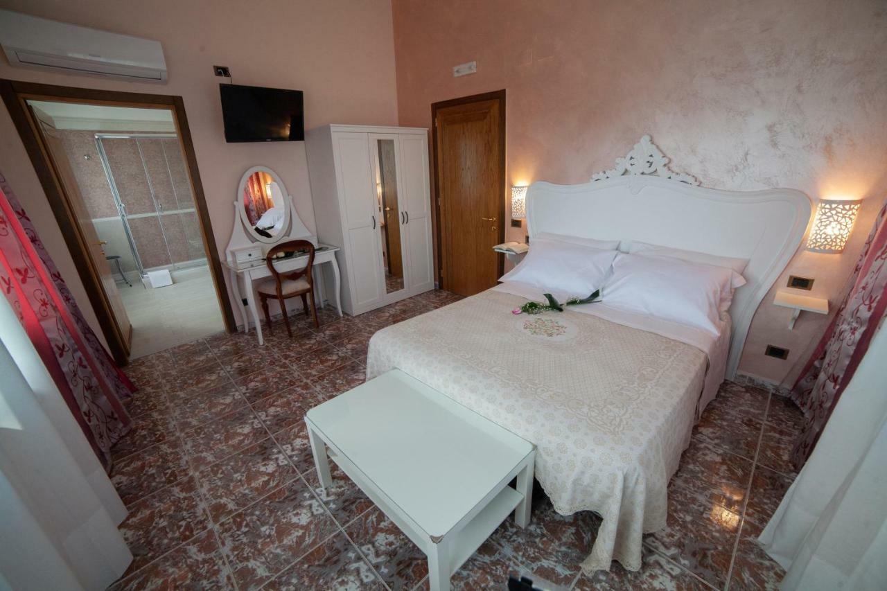 Relais D 'Itria Bed & Breakfast กร็อตตาเย ภายนอก รูปภาพ